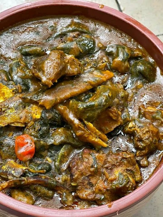 Ekwang originated from Cameroon. It is made with grated cocoyam wrapped with leaves ? Photo by Aderiqueza, CC BY-SA 4.0, via Wikimedia Commons