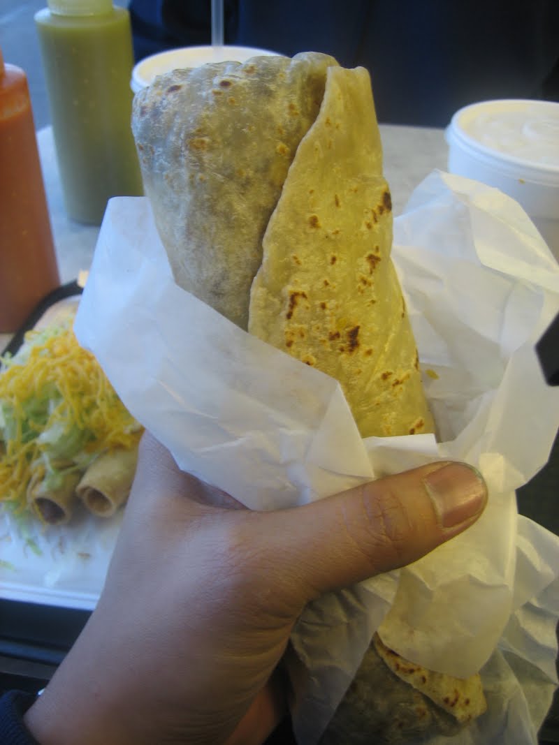 Burrito at Papa Chevo's ? Photo by Ernesto Andrade from San Francisco, CC BY 2.0, via Wikimedia Commons