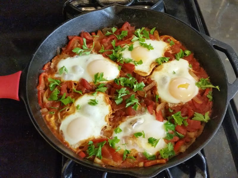 Shakshuka ? Photo by Calliopejen1, CC BY-SA 3.0, via Wikimedia Commons