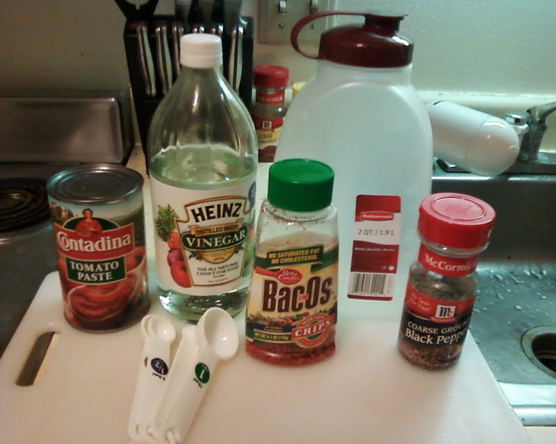 Tomato Juice Eargon recipe ? Photo by Haus, Public domain, via Wikimedia Commons