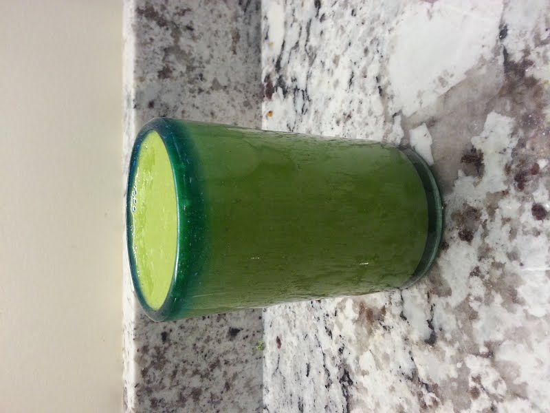Green Smoothie make with spinach, banana, avocado, coconut milk, flaxseed, and maple syrup. ? Photo by Annapowell, CC BY-SA 4.0, via Wikimedia Commons