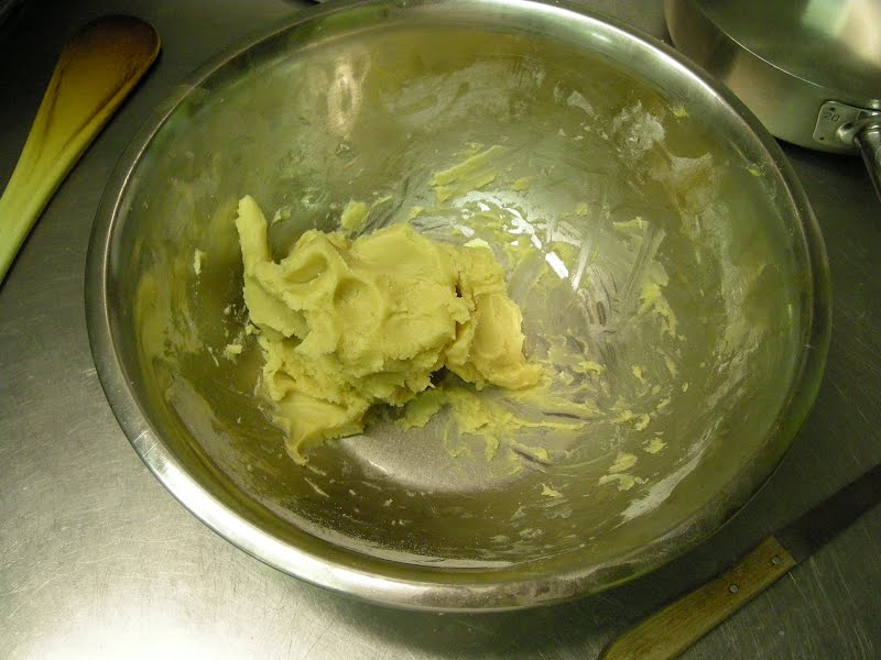 Beurre mani�. ? Photo by Alec Vuijlsteke, CC BY 2.0, via Wikimedia Commons