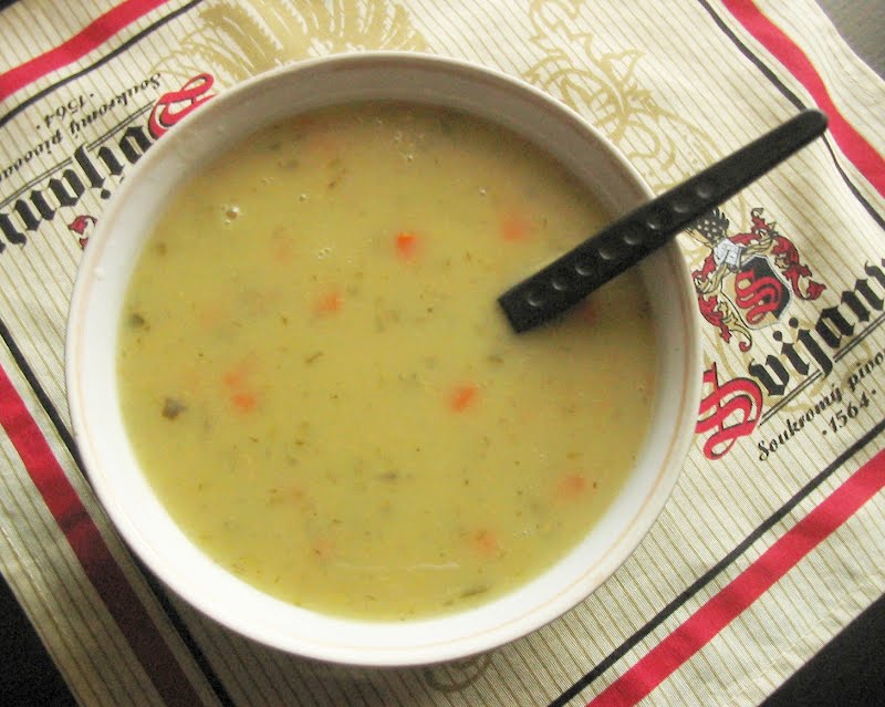 Traditional Polish cucumber soup ? Photo by No machine-readable author provided. Mohylek assumed (based on copyright claims)., Public domain, via Wikimedia Commons