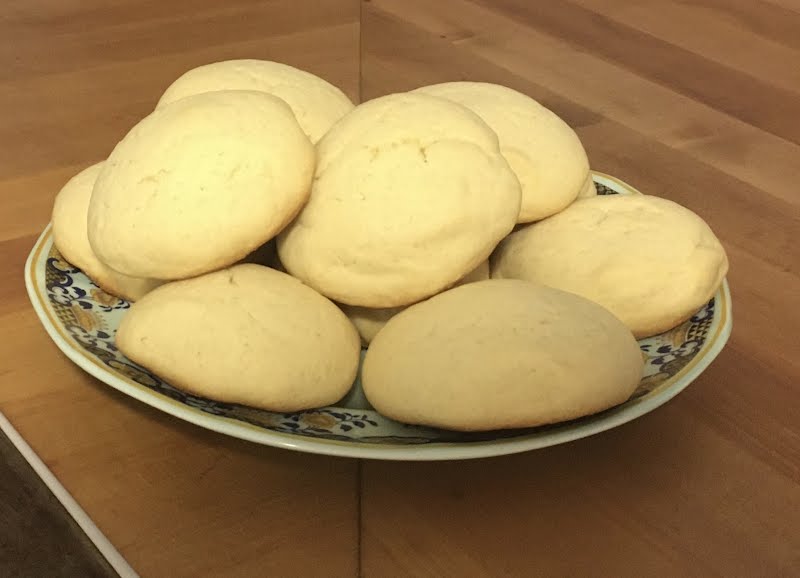 This is an image taken of a plate of sugar cookies, made using the recipe titled "Grannie Gilbert's Sugar Cookies" on wikibooks. ? Photo by AceDragonfly, CC BY-SA 4.0, via Wikimedia Commons