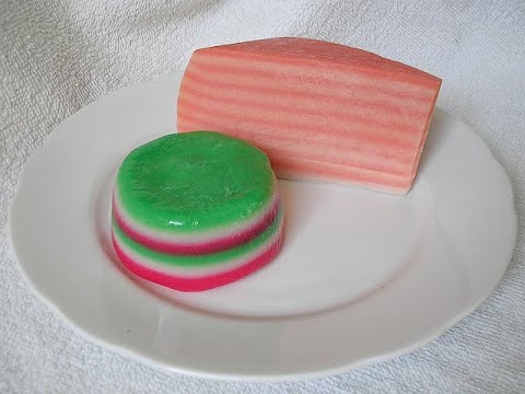 Kue lapis. Indonesian layered 'pie' Location: Netherlands Keywords: Kue lapis, Indonesia, pie, sweet, coconutmilk, tapioca flour nl: Kwee lapis (ook: kue lapis) - Indonesische lekkernij Locatie: Nederland Trefwoorden: Kue lapis, Kue lapis, Indonesië, taart, koek, pudding, cocosmelk, santen, tapioca meel ? Photo by Pudding4brains, Public domain, via Wikimedia Commons