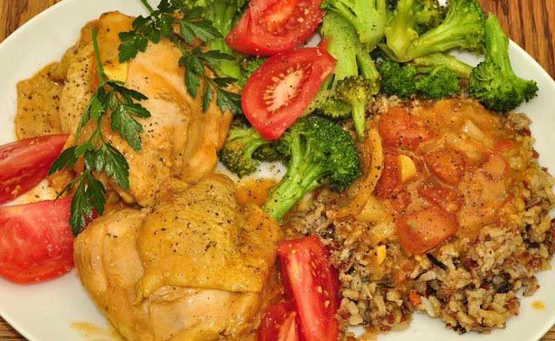 whats4dinnersolutions.wordpress.com/2011/06/08/mmm-coconu... ? Photo by jeffreyw, CC BY 2.0, via Wikimedia Commons