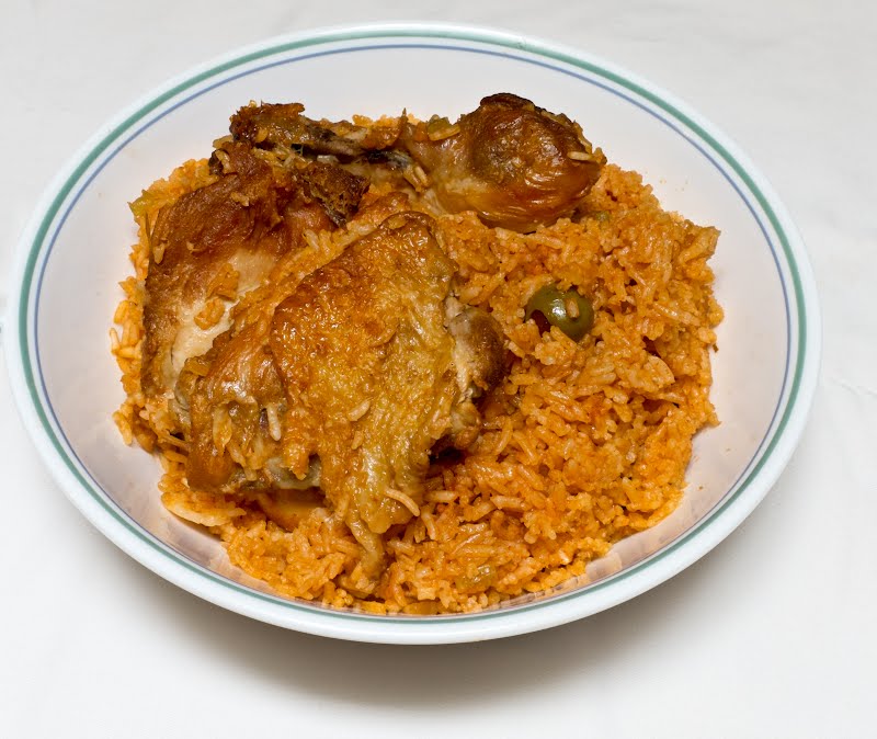 Un Locrio de Pollo, un t�pico de la Republica Dominicana ? Photo by Ll1324, CC0, via Wikimedia Commons