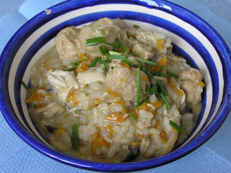 A bowl of risotto.ww-risotto ? Photo by frank wouters from antwerpen, belgium, CC BY 2.0, via Wikimedia Commons