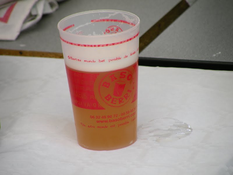A cup of "Affichage libre", the CC-BY-SA beer brewed for the 2011 RMLL free software meeting. ? Photo by Quentin THEURET, CC BY 2.0, via Wikimedia Commons