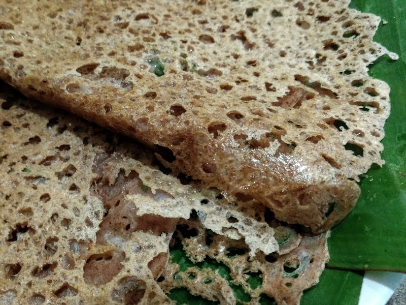 Dosa made of Ragi batter, Mumbai ? Photo by Pradeep717, CC BY-SA 4.0, via Wikimedia Commons